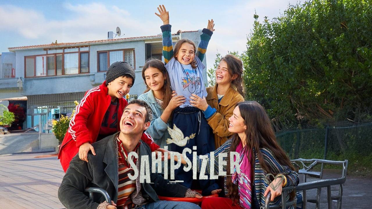 مسلسل المشردون الموسم الاول مترجم